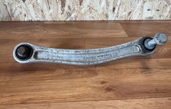 Volkswagen Touareg II Rear control arm 7L0505376A