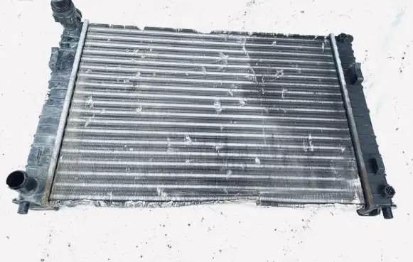 Coolant radiator