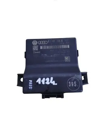 Audi A4 S4 B7 8E 8H Gateway control module 8T0907468H