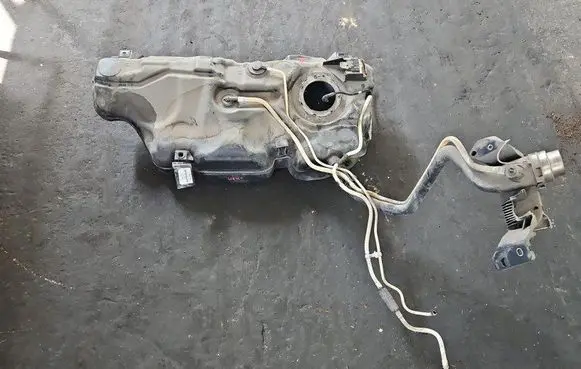 Seat Ibiza V (KJ) Fuel tank 2Q020101 IMPRK1454610