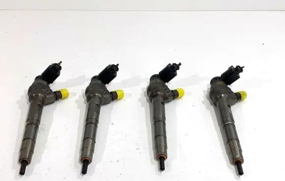 Volkswagen Golf VI Fuel injectors set 03L130277J