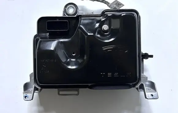 Tesla Model Y Central body control module 149732700B