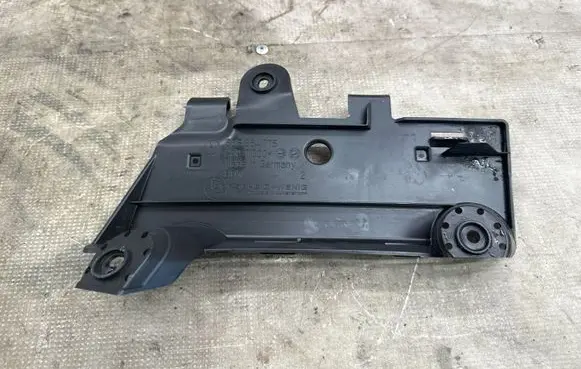 Volkswagen Tiguan Foot rest pad/dead pedal 5QB864775