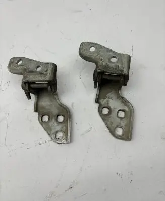 Front door hinge set