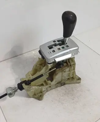 Hyundai Sonata Gear selector/shifter in gearbox PA66GF302