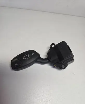 BMW 5 E60 E61 Indicator stalk 6924103