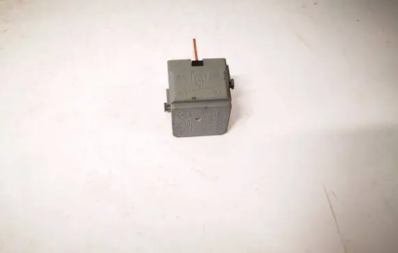 Mercedes-Benz R W251 Other relay A0025428719