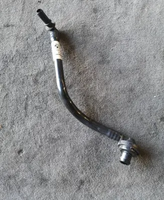 BMW 3 F30 F35 F31 Breather/breather pipe/hose 7613026