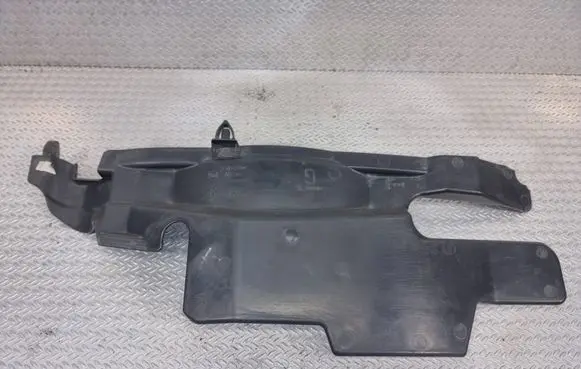 Citroen Jumpy Intercooler air guide/duct channel 1400315180