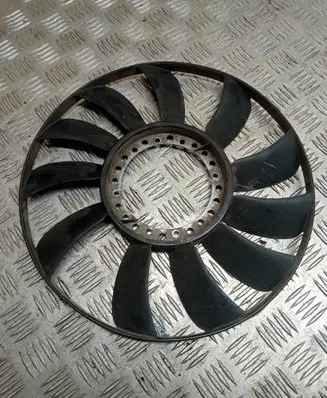 Volkswagen PASSAT B5 Fan impeller 058121301B
