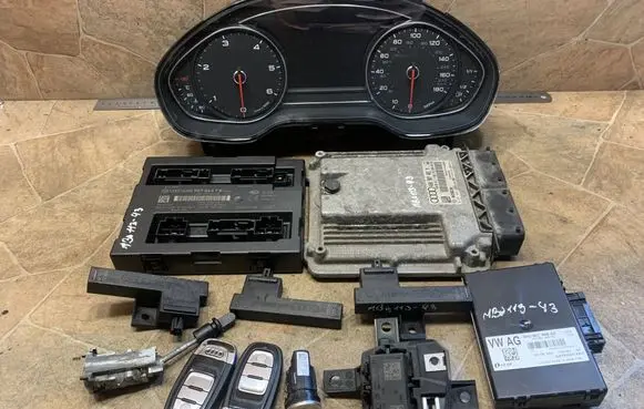 Audi A8 S8 D4 4H Engine ECU kit and lock set 4H0907401M