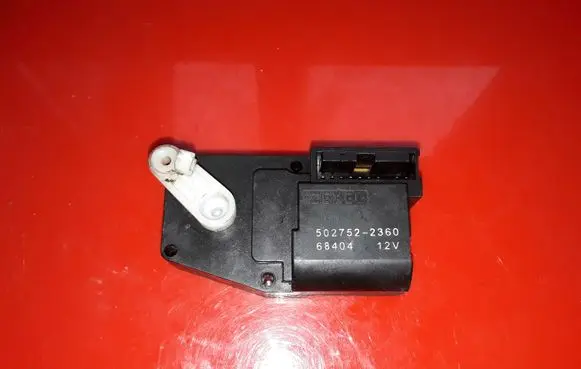Subaru Forester SG Air flap motor/actuator 5027522360 68404