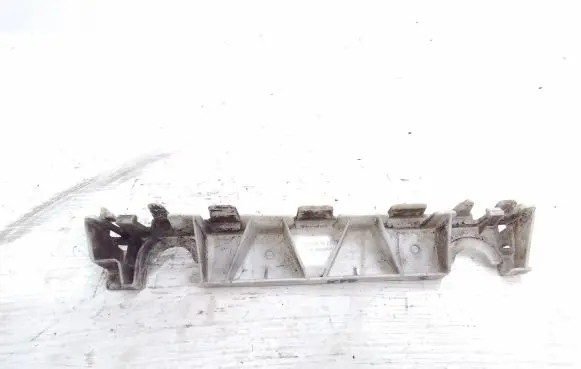 Mercedes-Benz E A207 Fender mounting bracket A2076980027