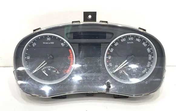 Speedometer (instrument cluster)