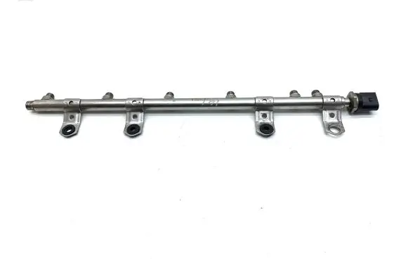 BMW 5 F10 F11 Fuel main line pipe 757677905 16404510