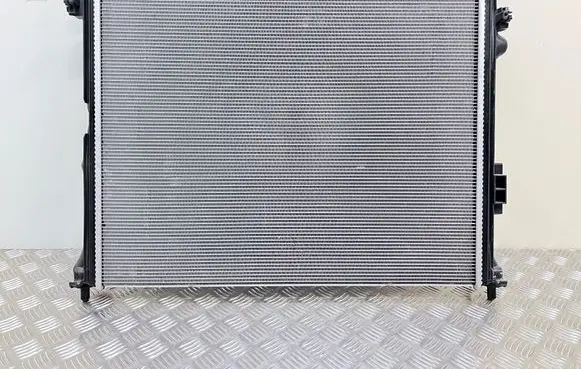 Mercedes-Benz GLE W167 Coolant radiator A1675007700 A1675007900