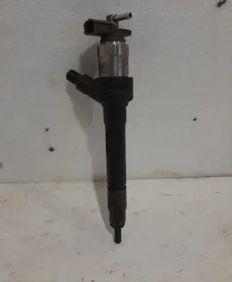 Mazda CX-7 Fuel injector R2AA13H50