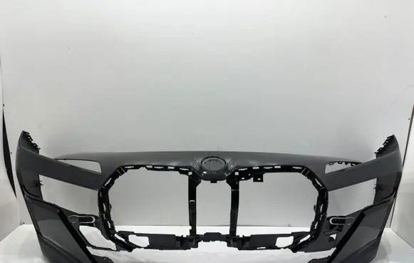 BMW 7 G70 Front bumper