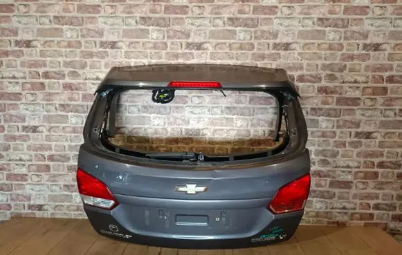 Chevrolet Cruze Tailgate/trunk/boot lid