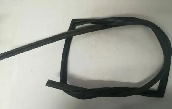 Subaru Forester SH Rubber seal rear door 63527SC020