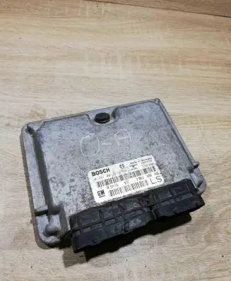 Opel Astra G Engine control unit/module ECU 0281001670 90589736