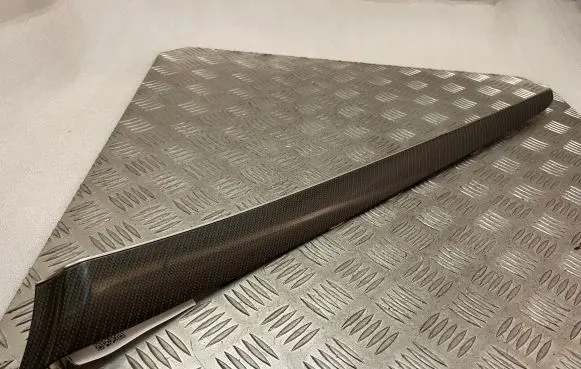 Mitsubishi Outlander Front door trim bar K034AMCR4B45V