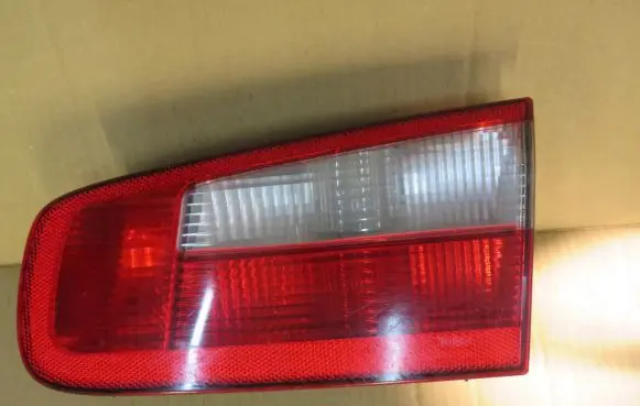 Tailgate rear/tail lights