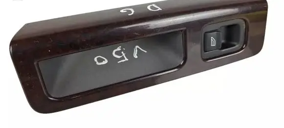 Volvo V50 Electric window control switch 8679682