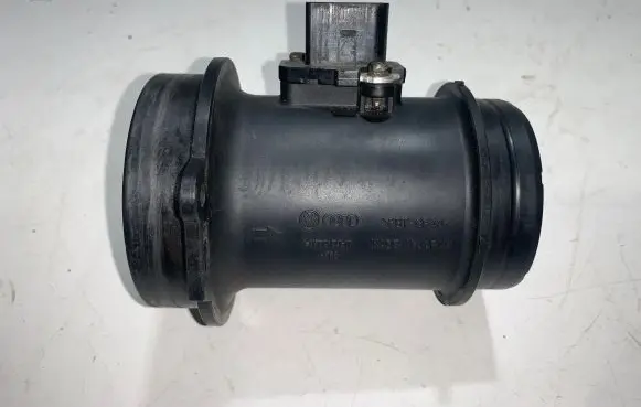 Audi A6 S6 C6 4F Mass air flow meter