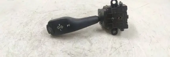 BMW 3 E46 Indicator stalk 8363668K 0110401025