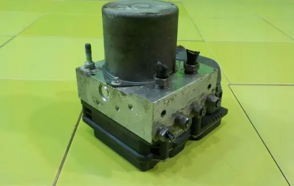 Citroen C4 II ABS Pump 0265251351 XP233