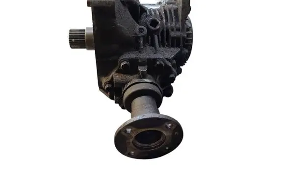 Nissan X-Trail T30 Gearbox transfer box case XUK