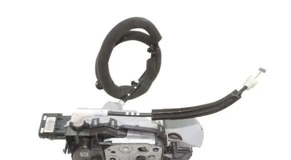 Peugeot RCZ Front door lock PSA184171