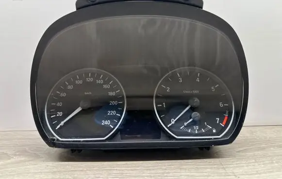 BMW 1 E81 E87 Speedometer (instrument cluster) 9187322 403203200 820017029761