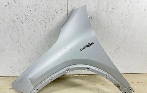 Mercedes-Benz GLA H247 Fender A2478811100