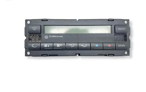 Volkswagen PASSAT B5.5 Climate control unit