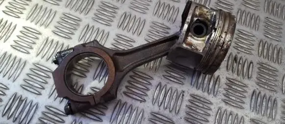 Alfa Romeo 156 Piston with connecting rod