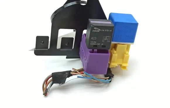 Jaguar XJ X300 Other relay LNA6705AA DAC7686