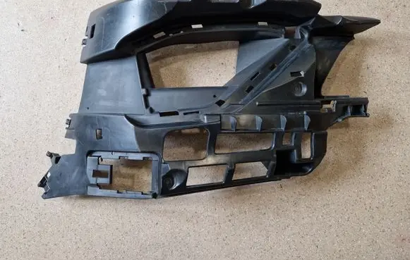 BMW 8 G16 Front bumper mounting bracket 8074787