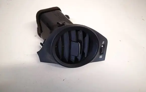 Lexus IS 220D-250-350 Dash center air vent grill 5566053030 55660-53030