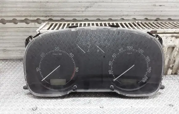 Skoda Octavia Mk1 (1U) Speedometer (instrument cluster) 1U0920811F