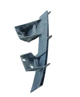 Audi Q7 4L Front bumper mounting bracket 4L0807333