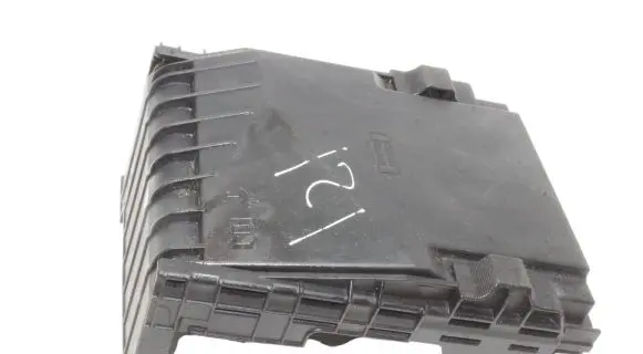 Volkswagen Scirocco Fuse box cover 1K0937132F