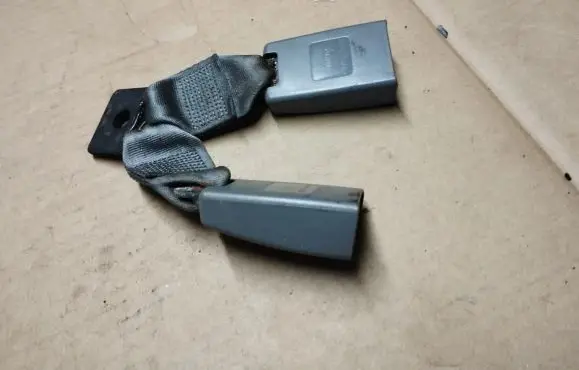 Chrysler Sebring (JS) Middle seatbelt buckle (rear) 0YV851D5AB