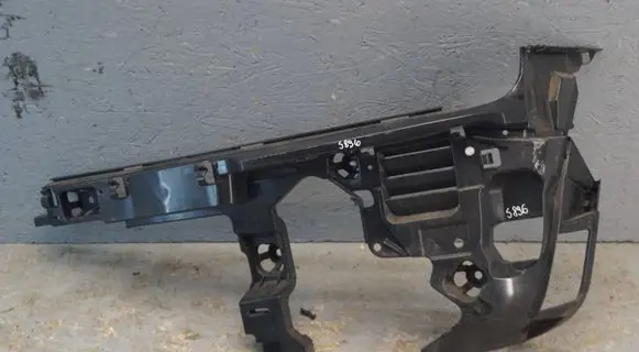Mini Clubman F54 Rear bumper mounting bracket 7348902