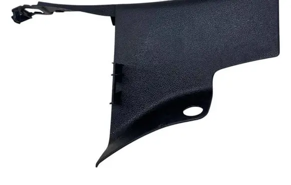 Foot area side trim