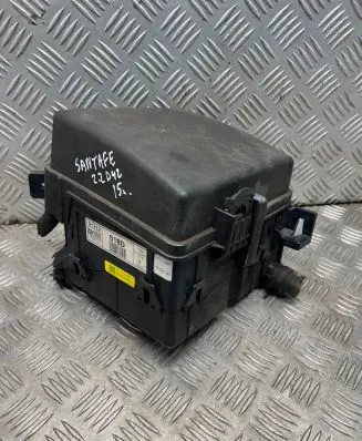 Hyundai Santa Fe Fuse box set 912122W302 01212518D FR0N127