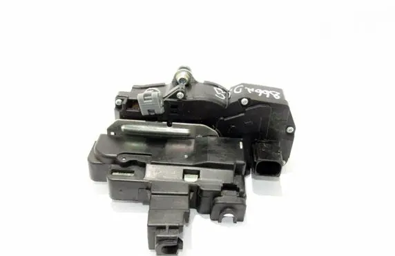 Chevrolet Captiva Rear door lock