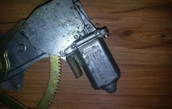 Ford Scorpio Rear door window regulator motor 95gb14553ca 0130821331