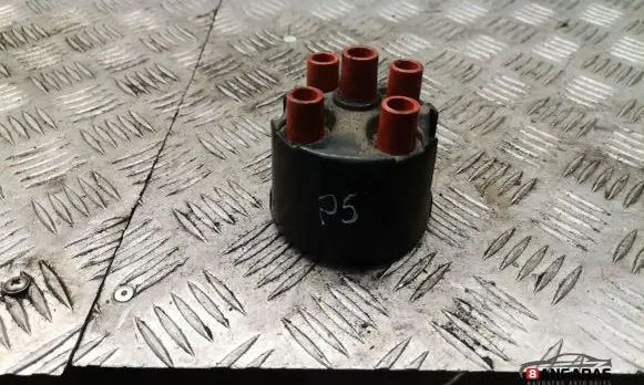 Volkswagen PASSAT B5 Spark distributor cap 